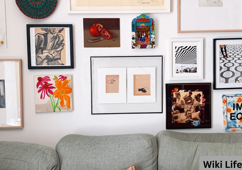 Which Wall Art is Good for Living Room: Expert Tips which wall art is good for living room